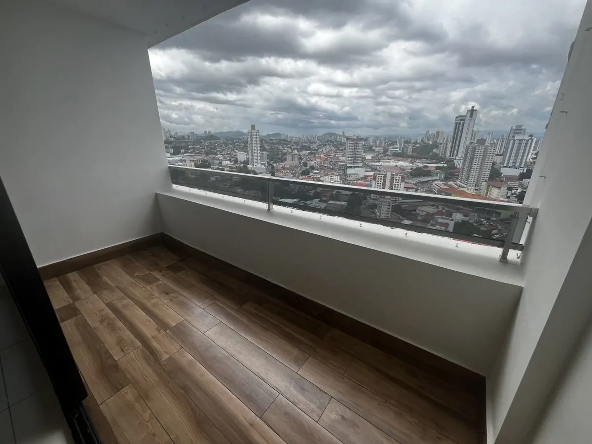 Prime location Apartment in el Carmen-PH CARRERAS