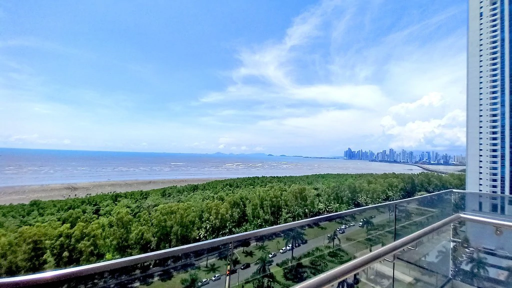 Designed for those who enjoy the pleasure of life in front of the sea. - photo 4