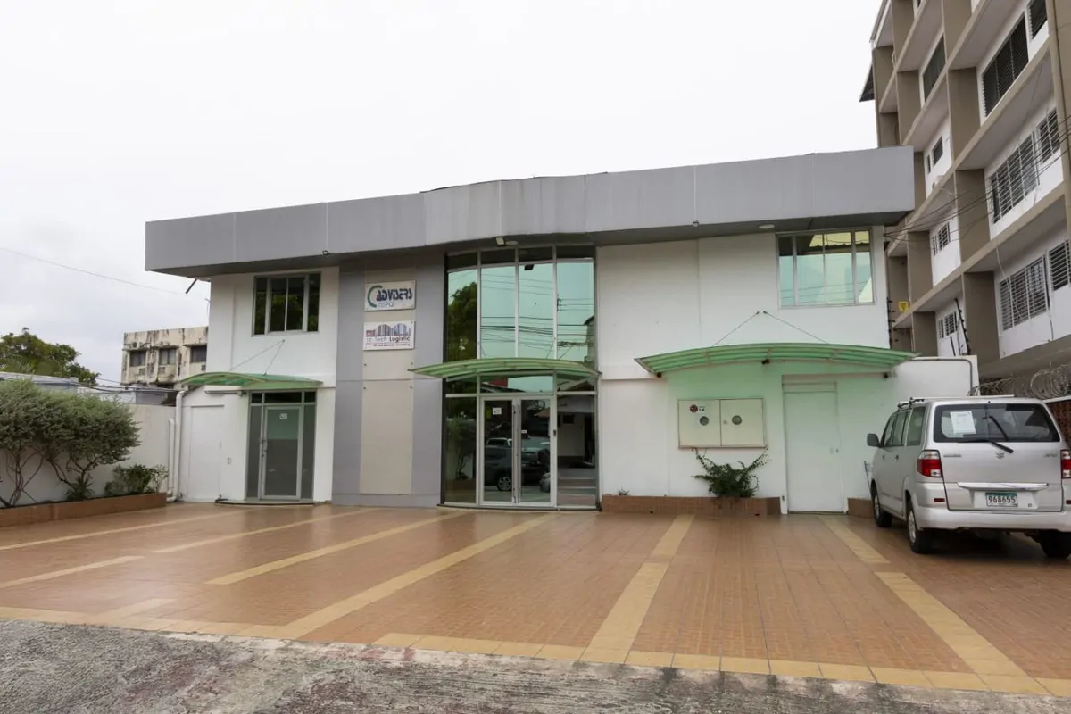 Office for Sale – El Carmen