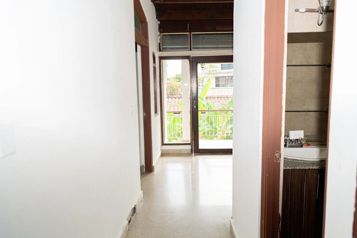 4-Level House for Sale in La Alameda - photo 14