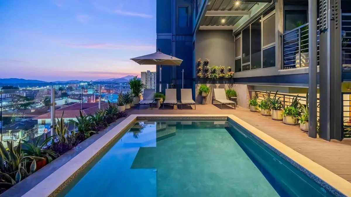 Airbnb friendly in Santa Ana area of Casco Viejo