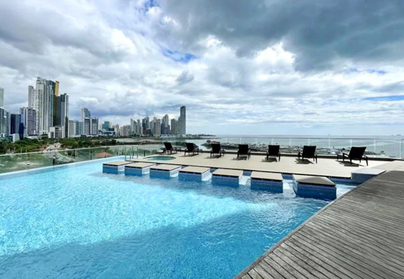 The Yacht Club - photo 21