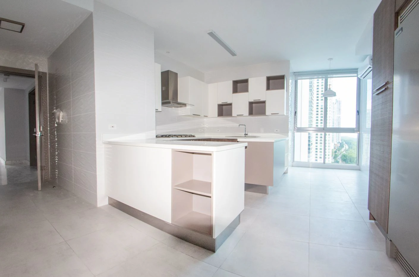 PH REGALIA | Own a Prestigious Oceanfront Residence in Costa del Este, Panama City - photo 15