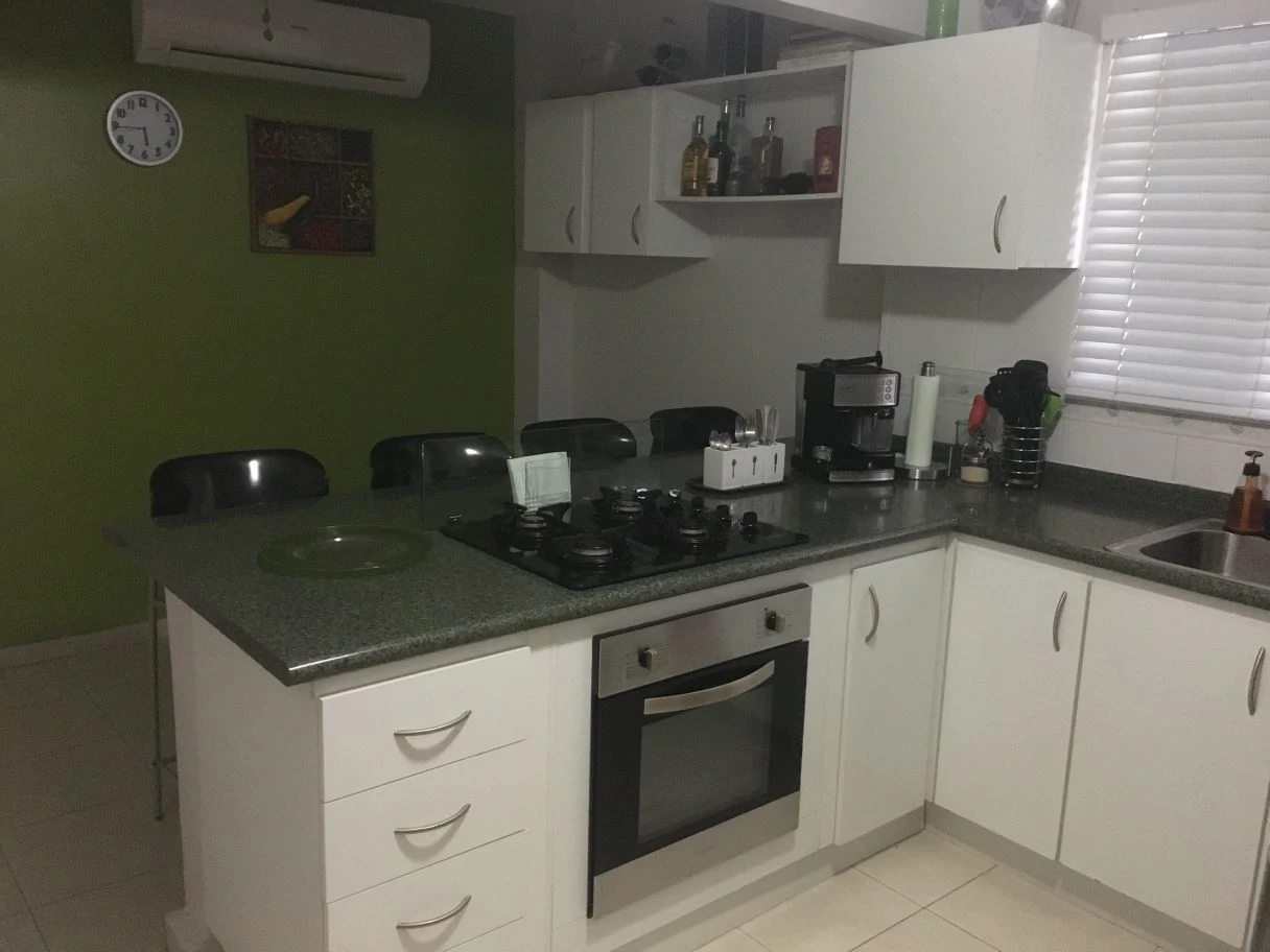 HOUSE FOR SALE IN VILLA LUCRE - photo 4
