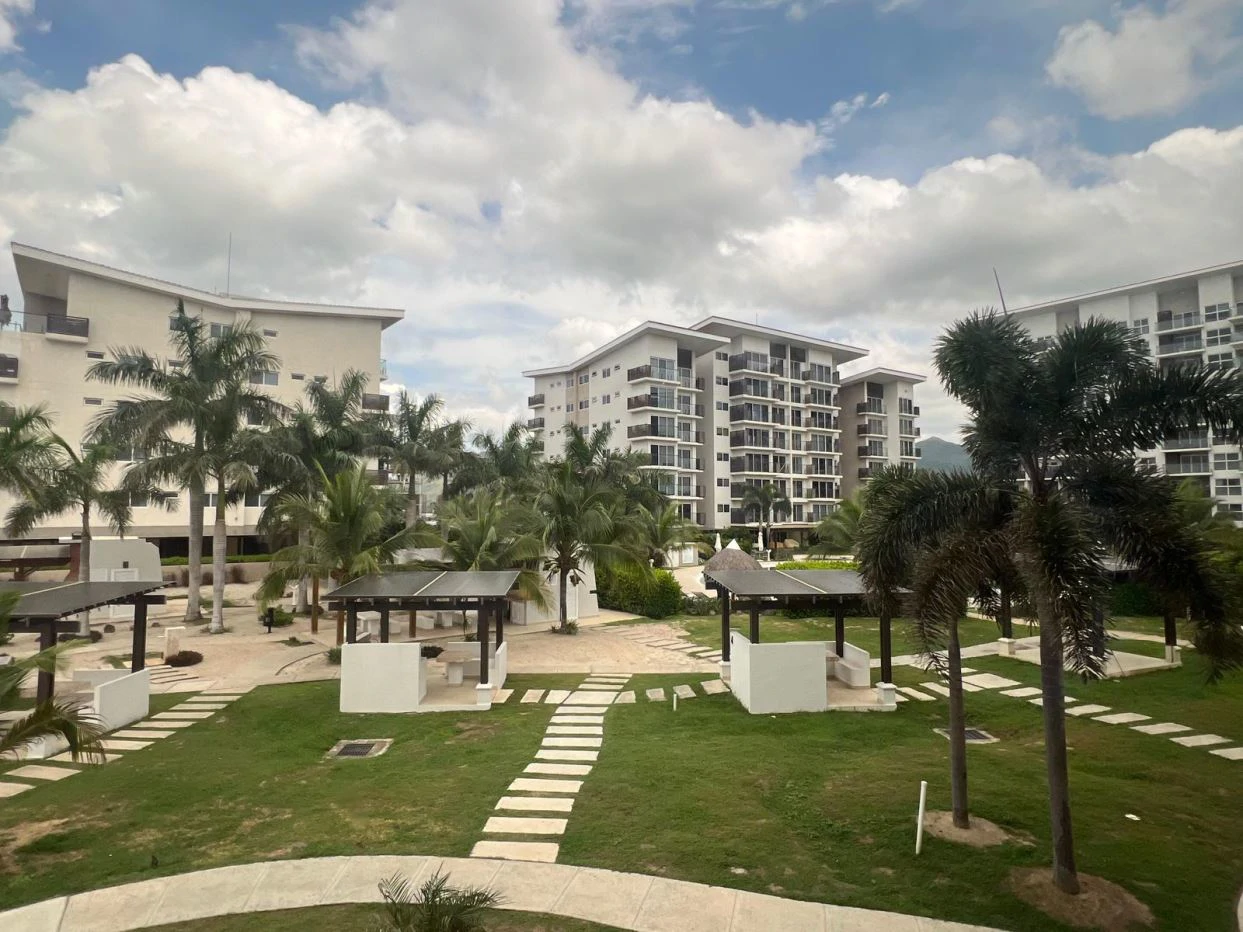 Apartment for sale in Playa Caracol - photo 10
