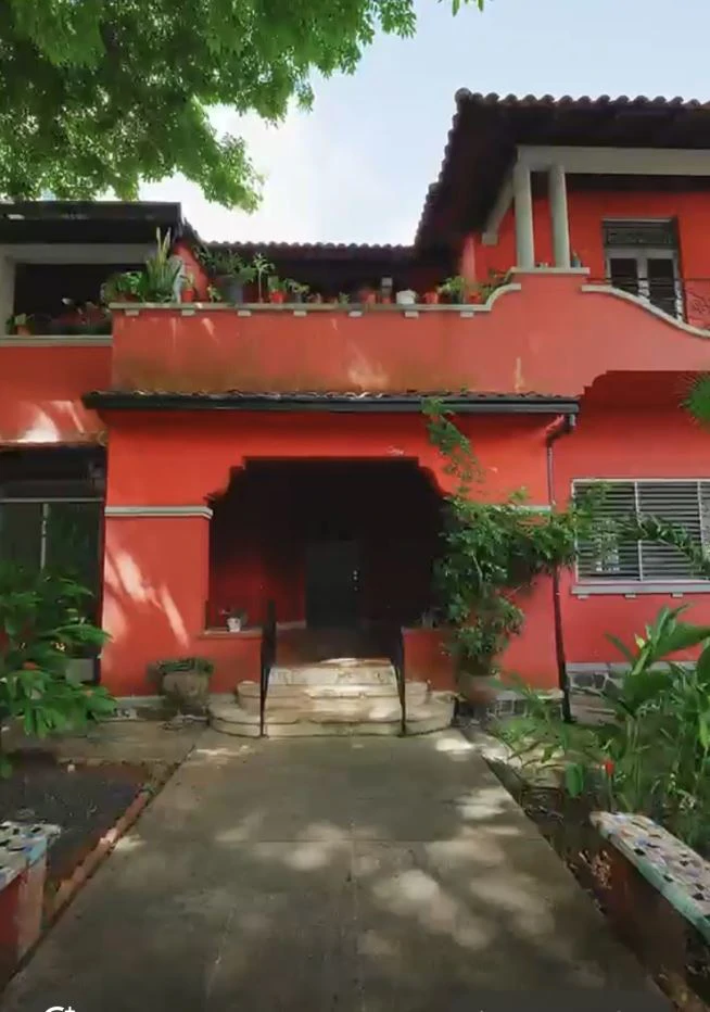 Commercial House for Sale in Bella Vista