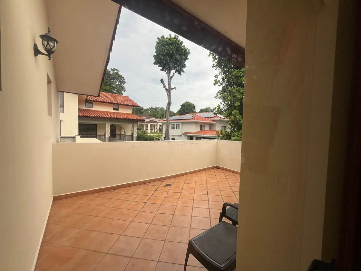House for Sale in Clayton in Senderos de Cruces - photo 12