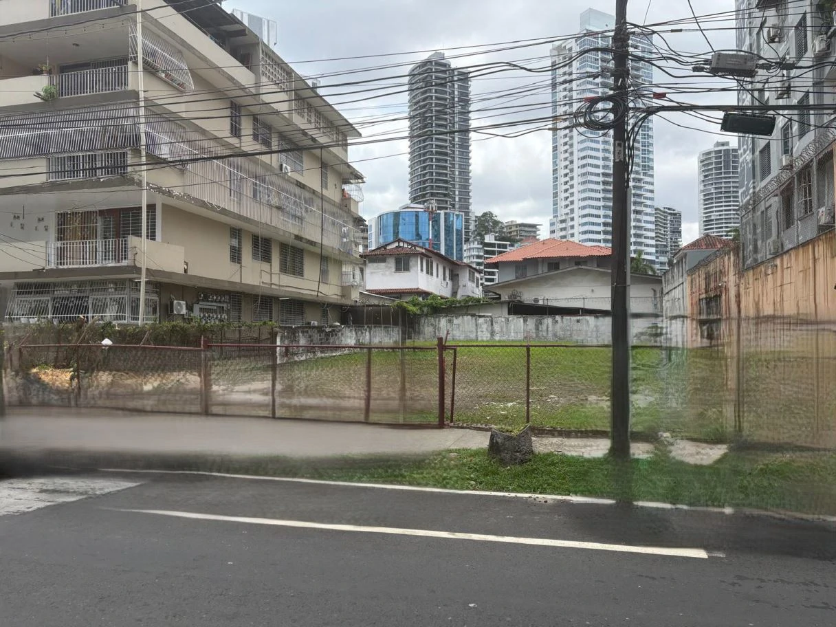 HIGH-POTENTIAL INVESTMENT LAND IN BELLA VISTA – 703 SQ. M. - photo 4