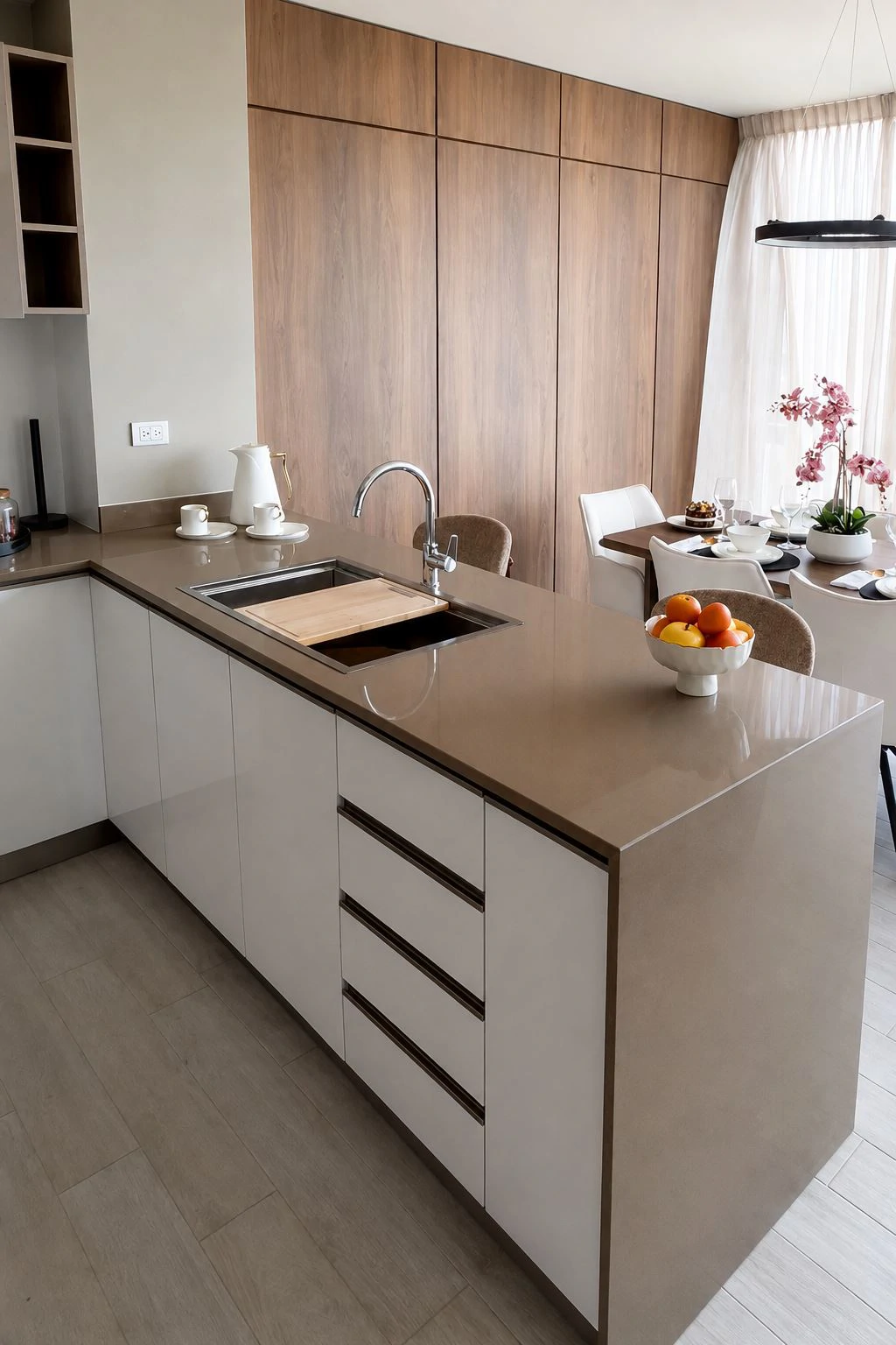 Apartment for Sale in Bella Vista, Panama – Ideal for Living or Investing | 1 Bedroom + Study Room - photo 5