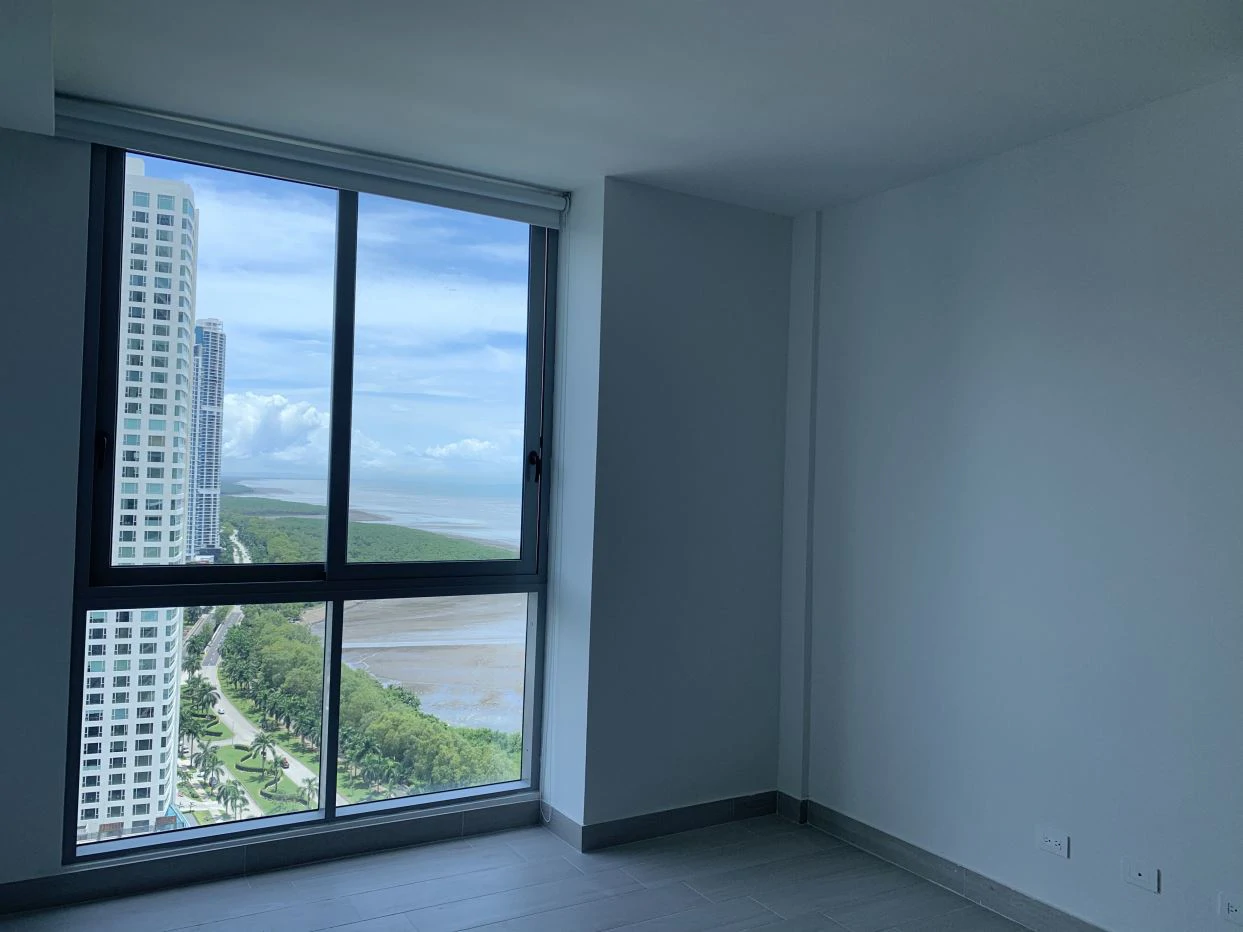 PH REGALIA | Own a Prestigious Oceanfront Residence in Costa del Este, Panama City - photo 22