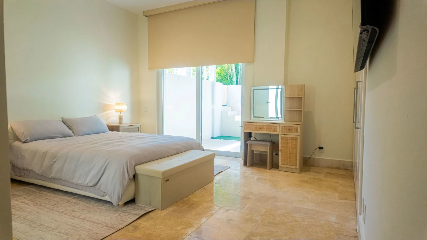 Luxury Townhouse for Sale in Buenaventura Beach – 4 Bedrooms, Private Pool & Rooftop Terrace - photo 15