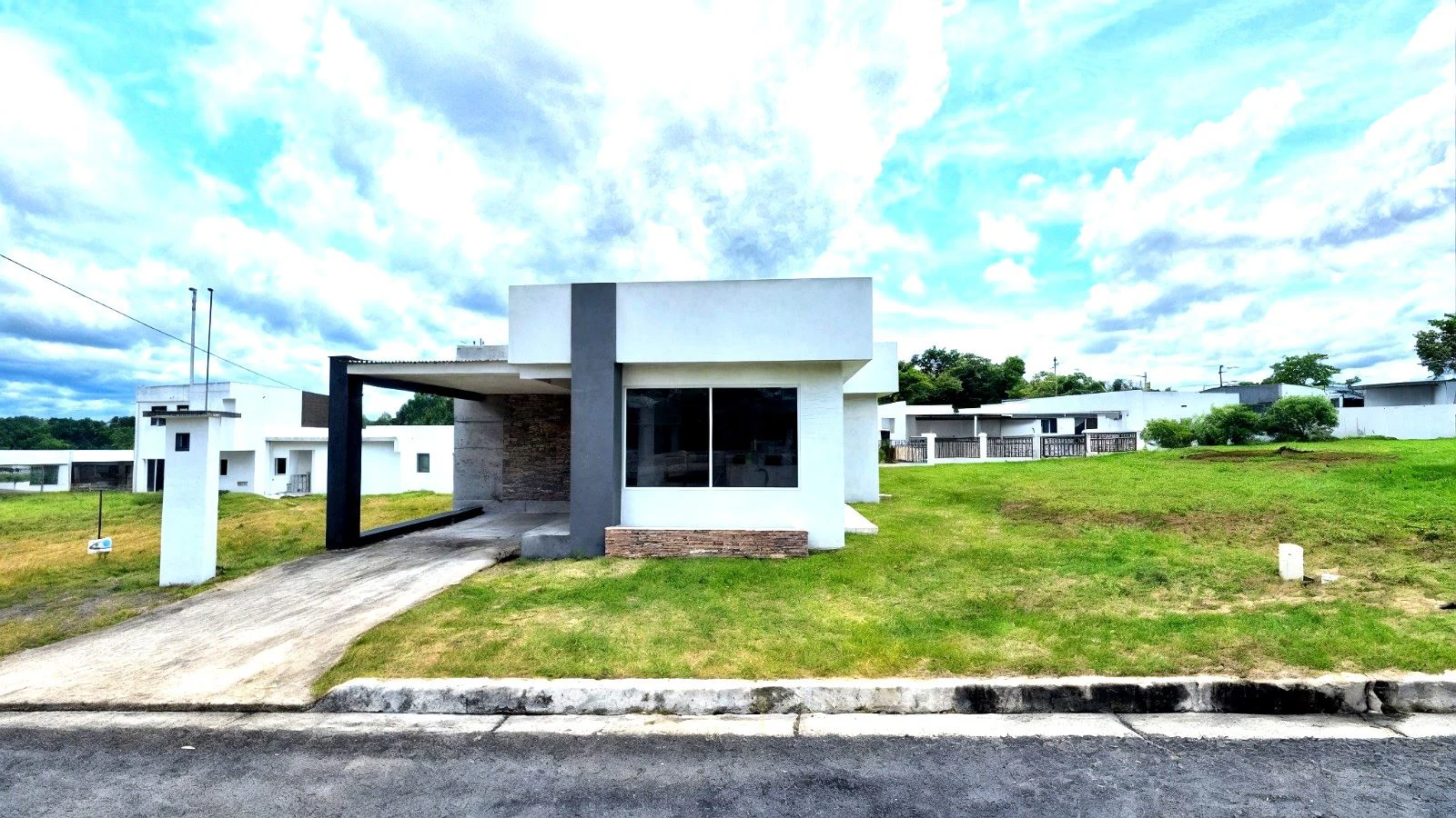 For Sale Brand-New Homes at PH Jardines Espino de la Rosa | Peaceful Living Surrounded by Nature - photo 2