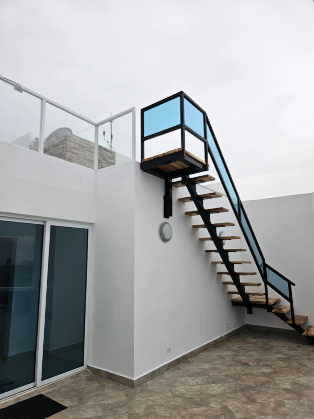 FOR SALE IN PLAYA BLANCA PENTHOUSE PH FOUNDERS ROOFTOP AND JACUZZI -OCEAN VIEW - photo 6