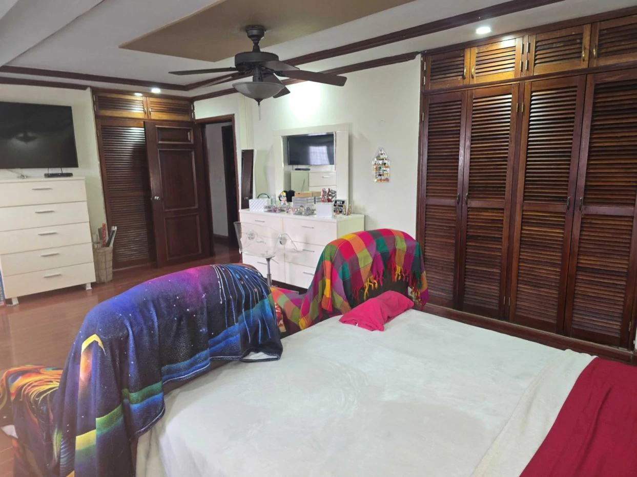 House for Sale in Santa Elena Residential Community – Parque Lefevre - photo 16