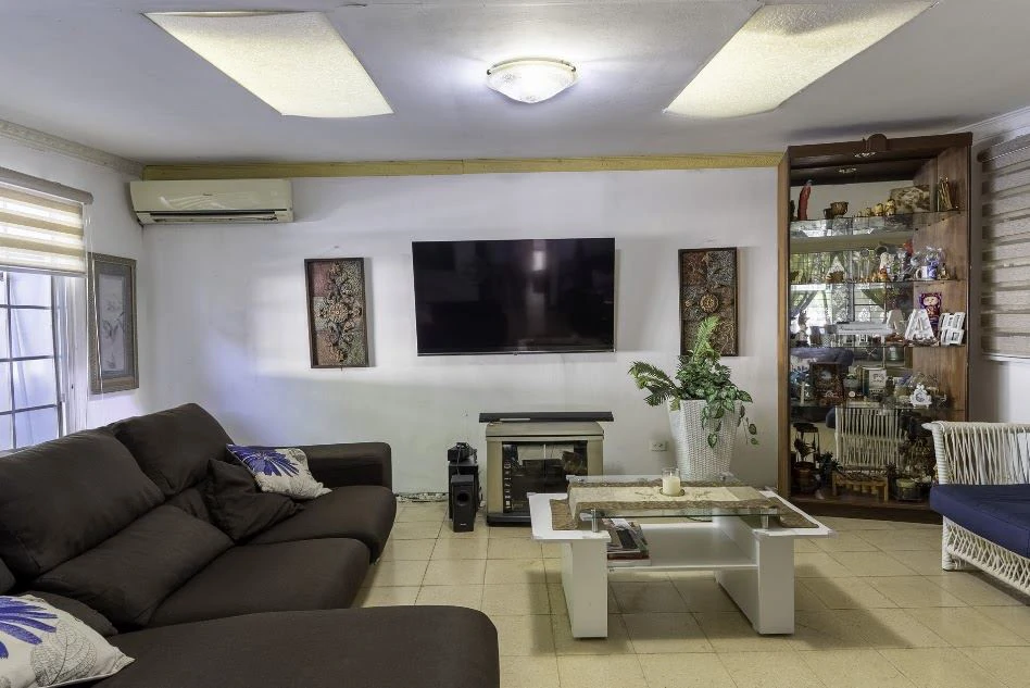 House for Sale in Campo Lindbergh - photo 4