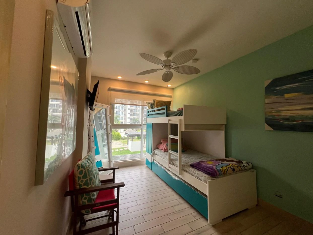 Apartment for sale in Playa Caracol - photo 12