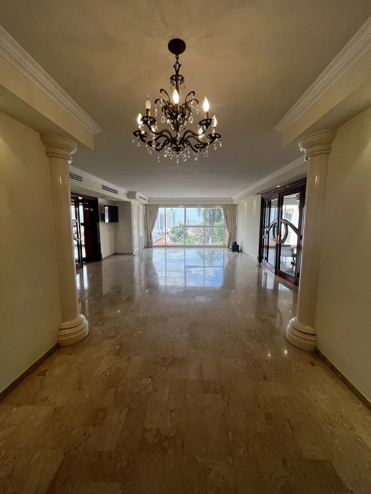 Exclusive Apartment for sale in Torre La Cresta