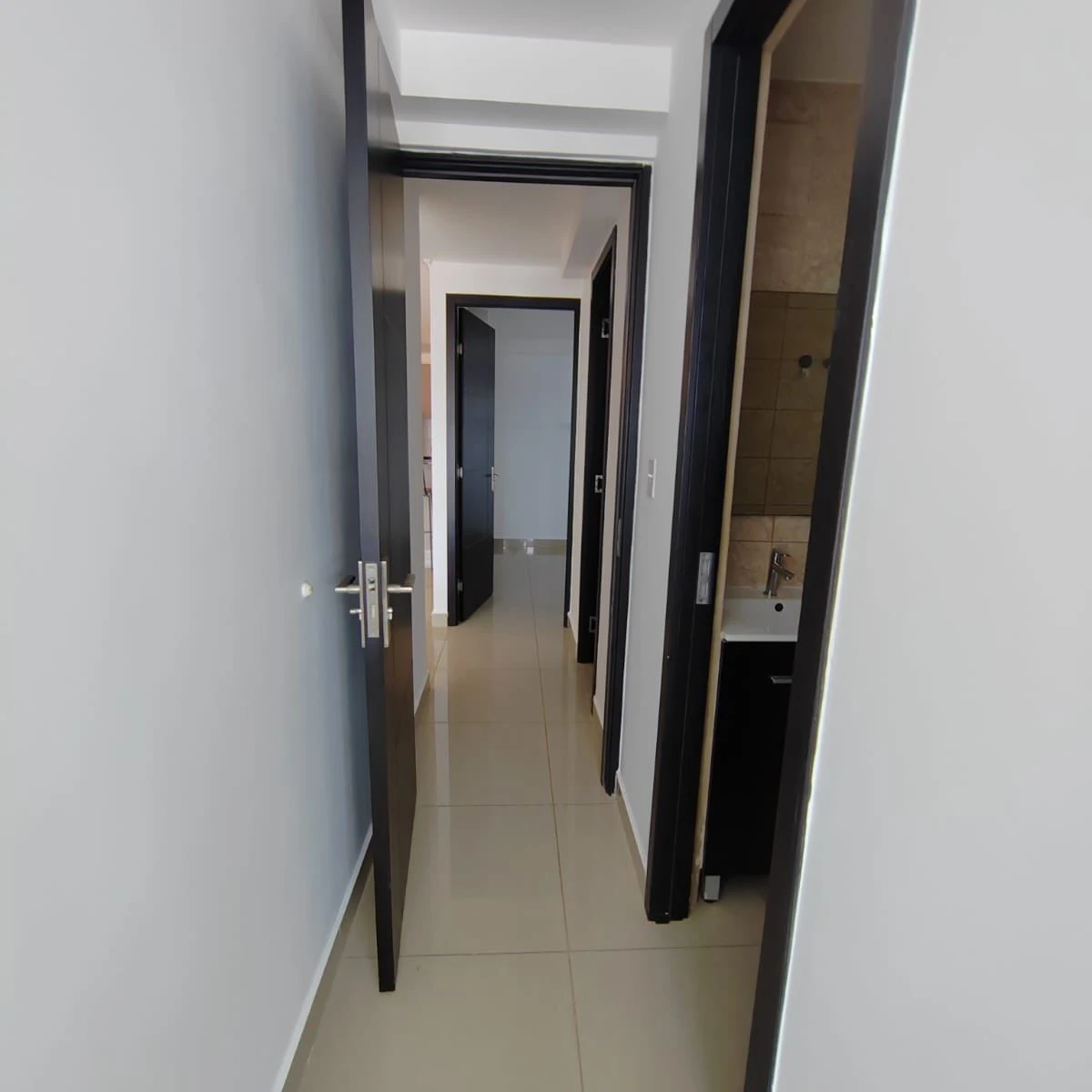 APARTMENT FOR SALE IN A CENTRAL AREA OF THE CITY - photo 11