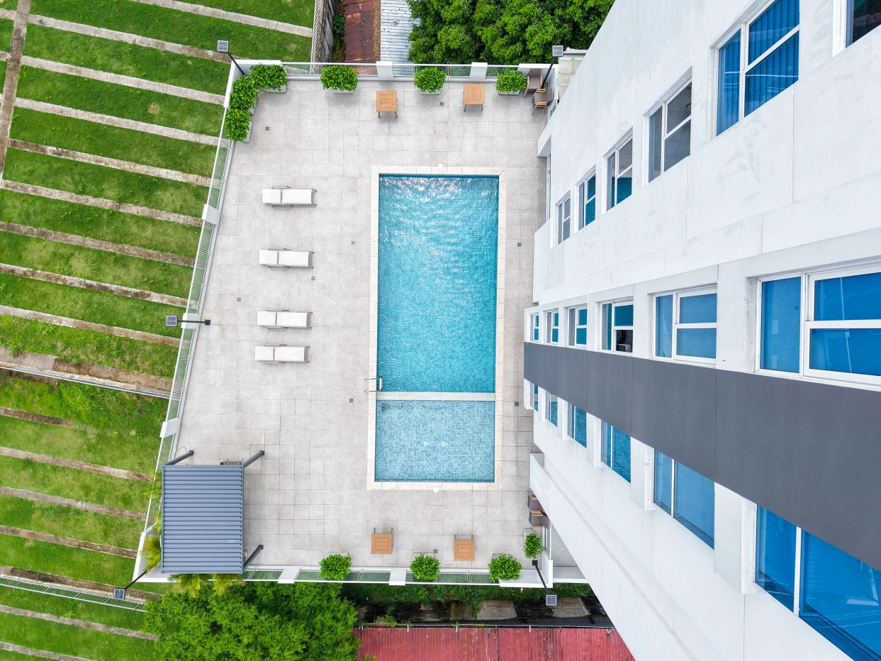 Urban Living & Real Estate Investment in Panama City | PH Alto Río near to Vía España - photo 2