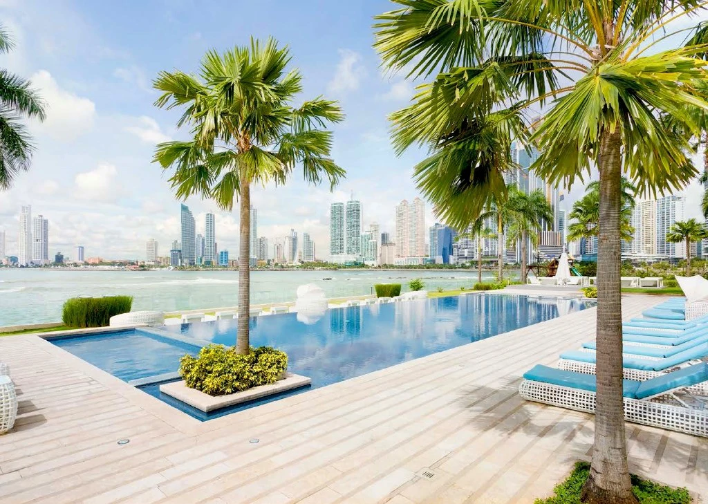 The most iconic tower in Panama City - photo 8