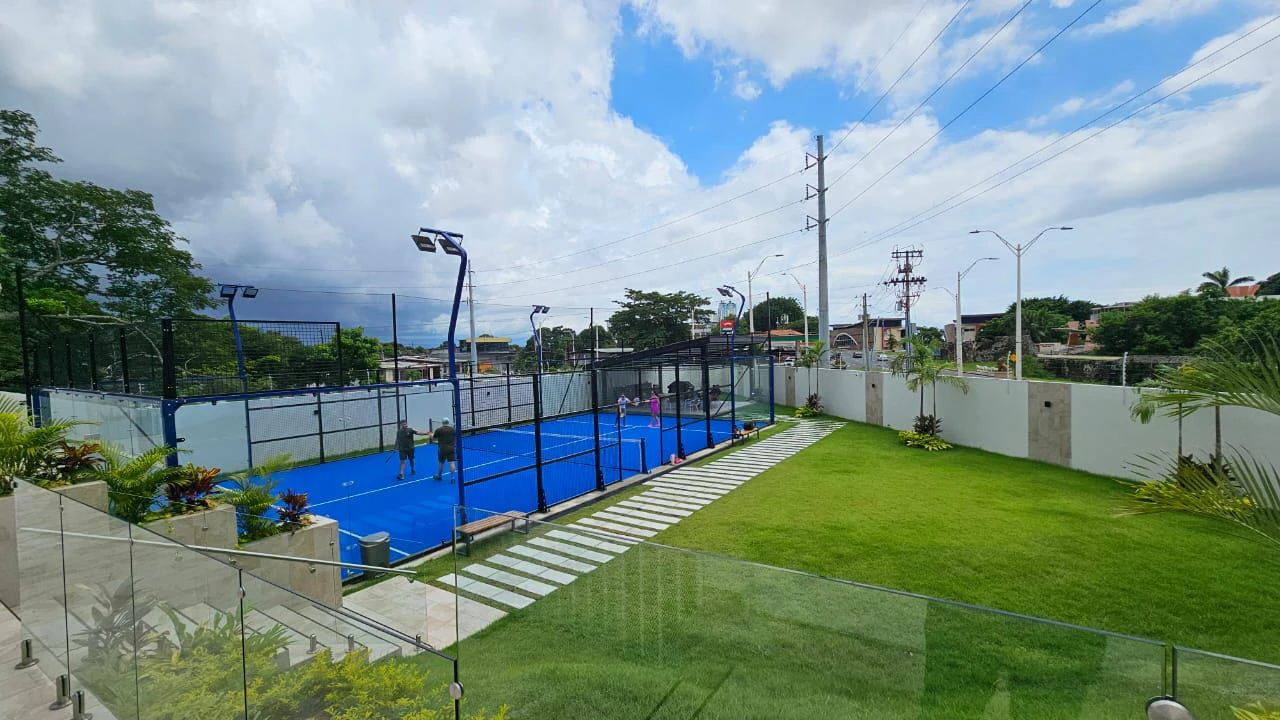 Apartment for sale in Coco del Mar - photo 11
