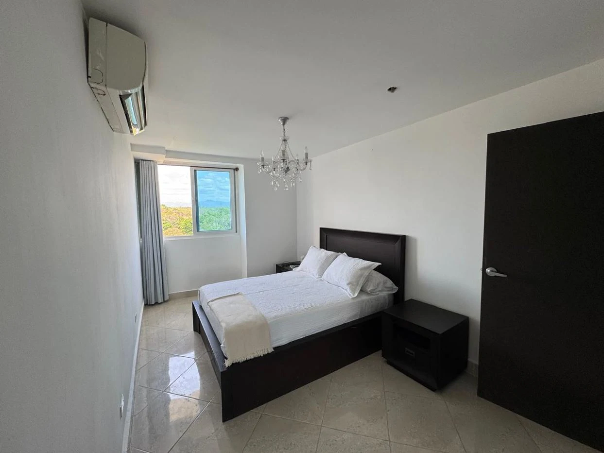 OPPORTUNITY! Tourist Apartment Condo-Hotel for sale in Ibiza Playa Corona - photo 10