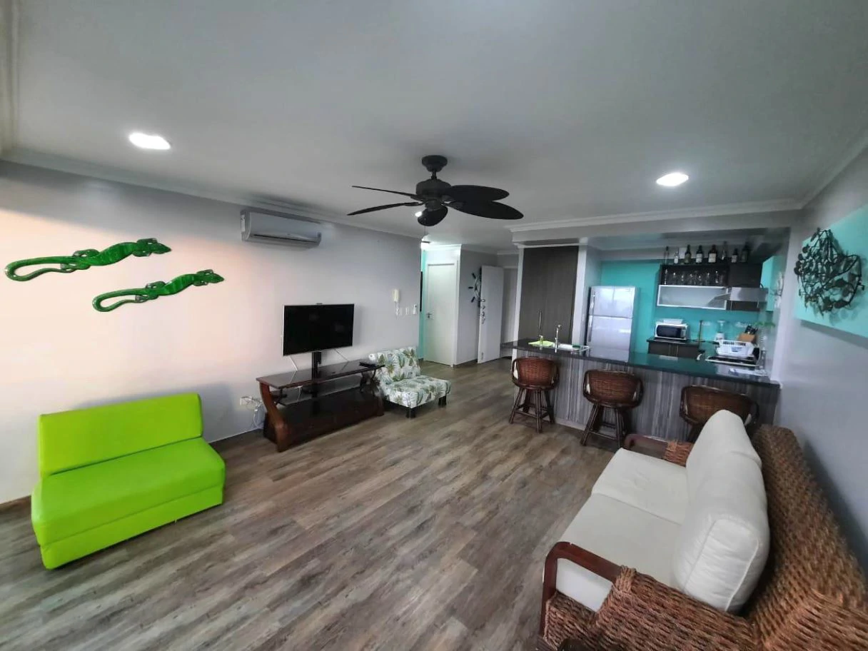 APARTMENT FOR SALE AT BALA BEACH COLON - photo 6