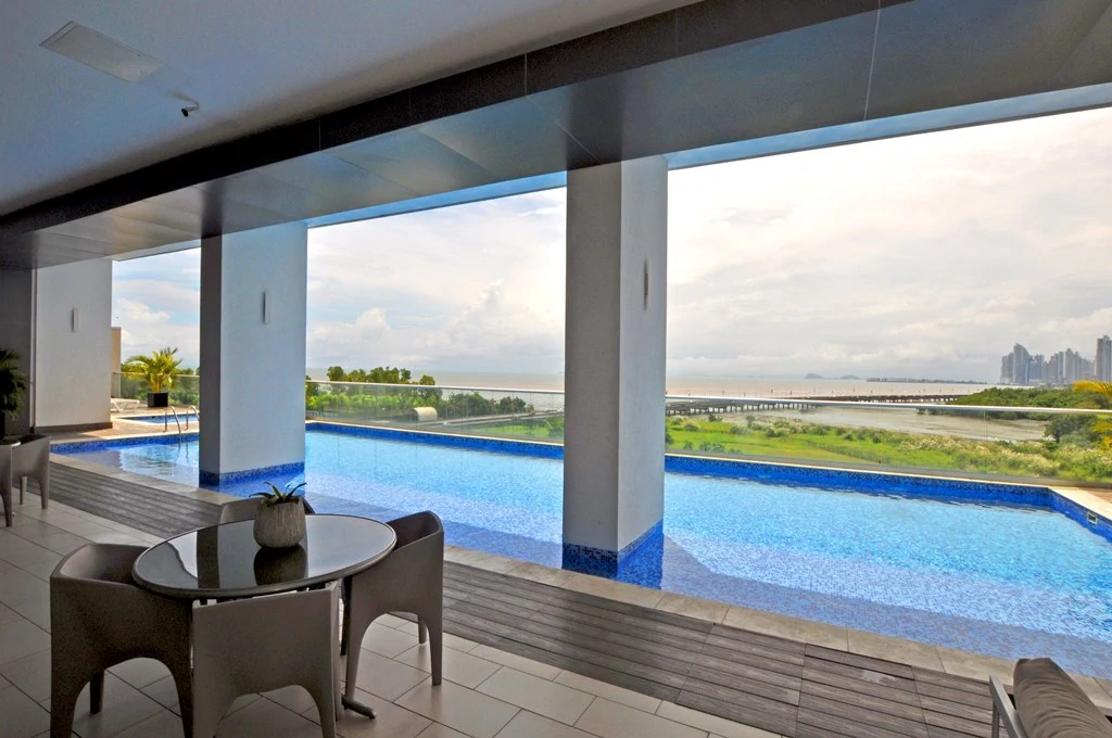 Amazing space with stunning views ! - photo 18