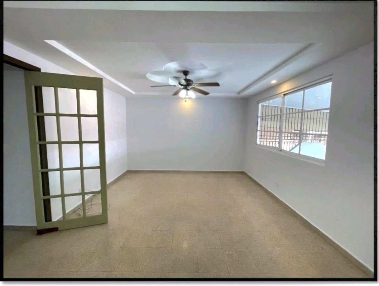 House for sale in CERRO VIENTO | Spacious, comfortable & move-in ready - photo 6