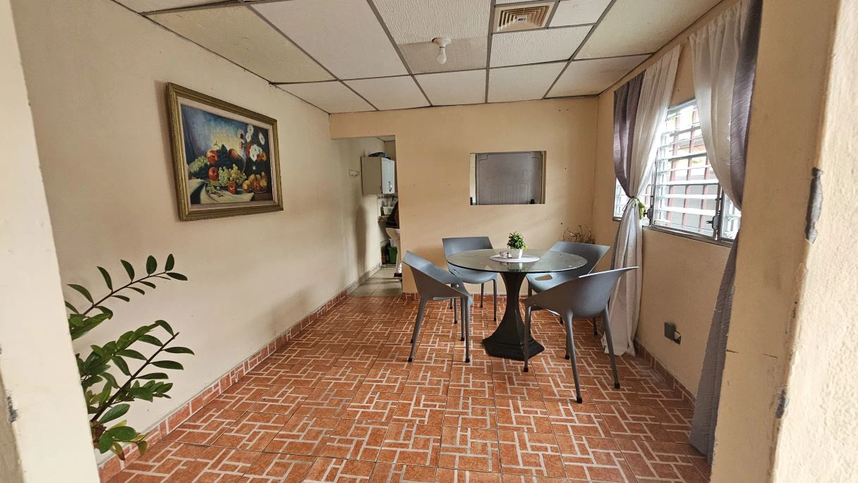 House for sale in Betania + Annex (sepárate housing unit) - photo 13