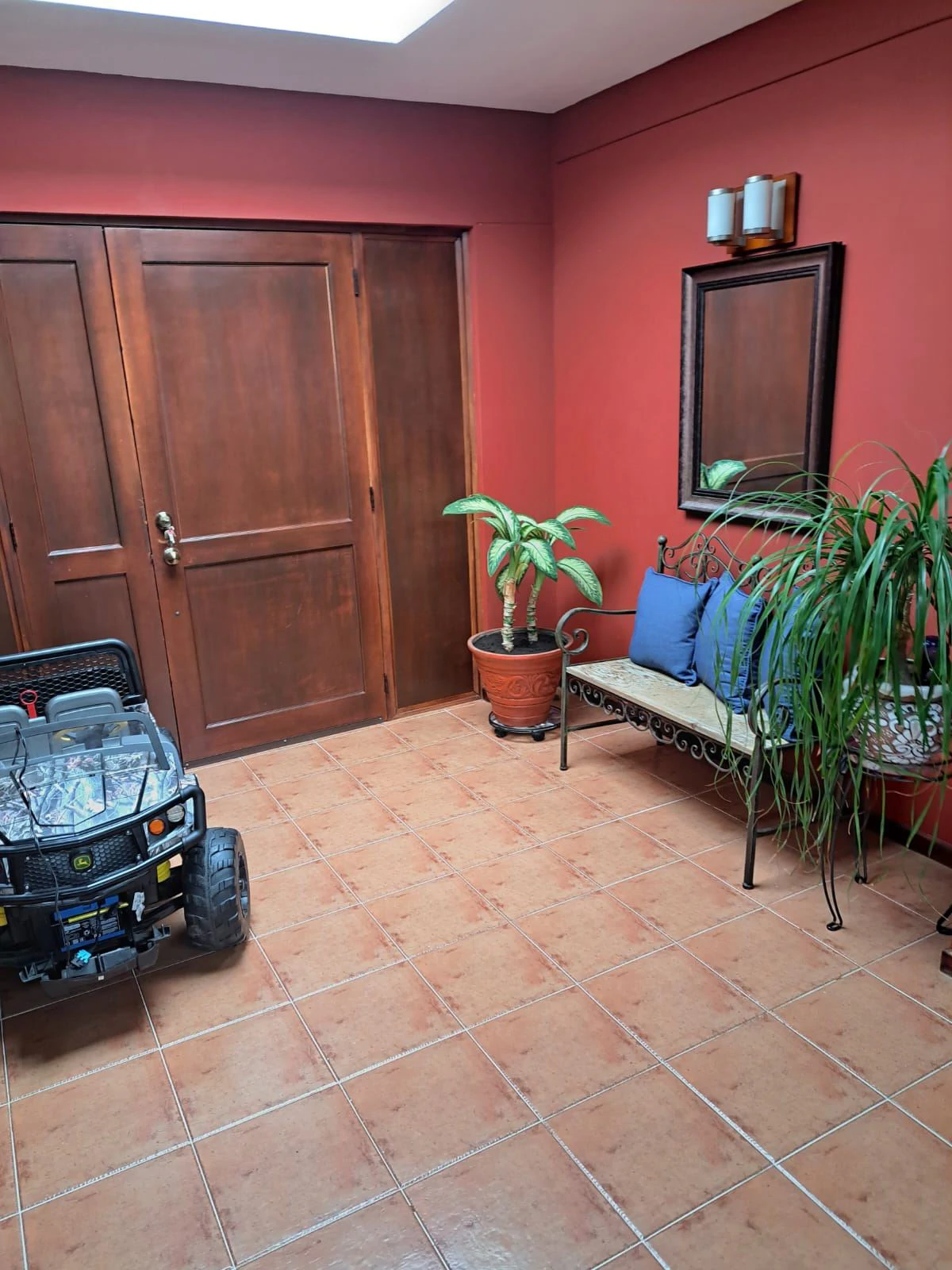FOR SALE: Beautiful Beach House in Exclusive Golf Resort Community - photo 2