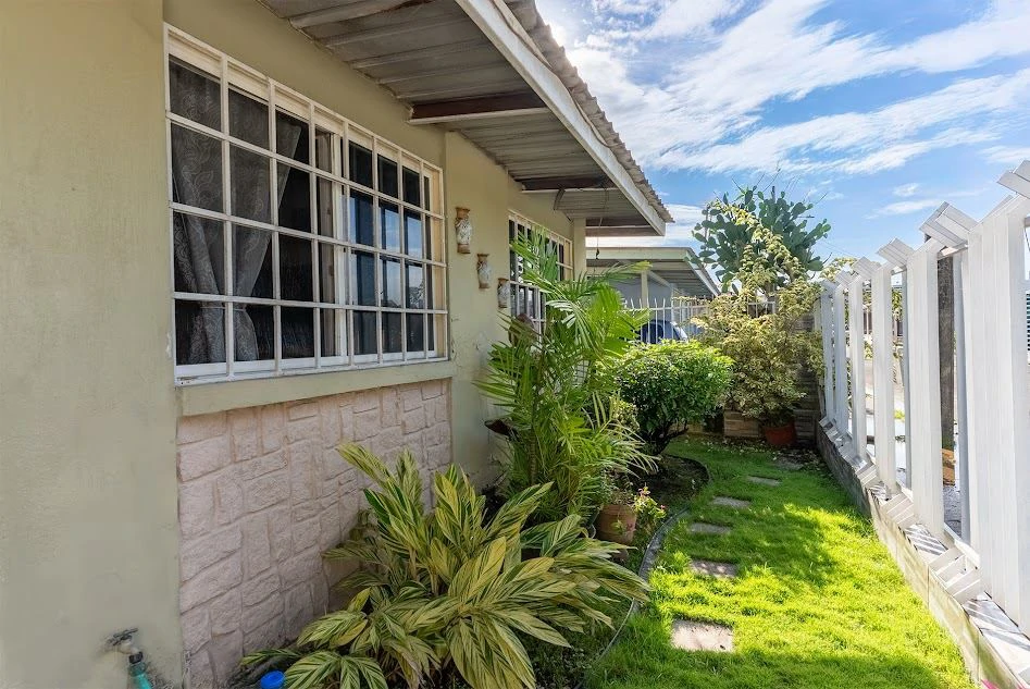 House for Sale in Campo Lindbergh - photo 2