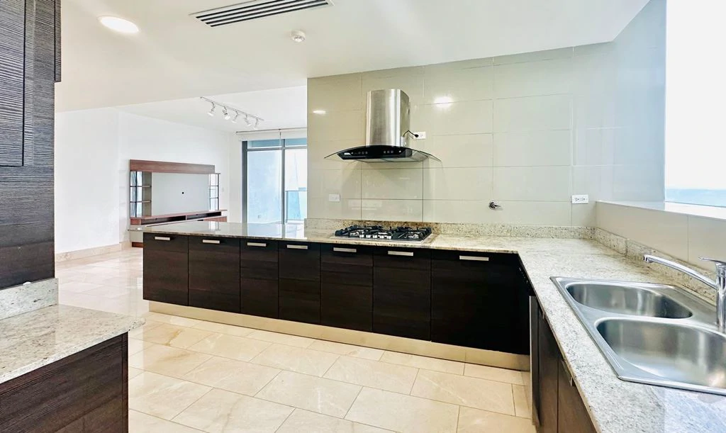 Grand Tower - Punta Pacifica - photo 8