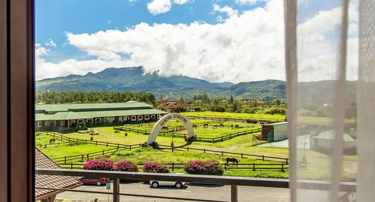 Invest in Boquete, land of flowers and coffee.