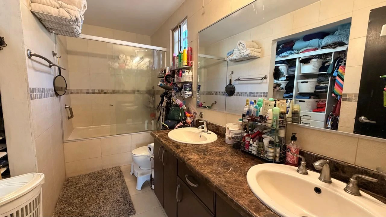 HOUSE FOR SALE RESIDENTIAL PASEO DORADO, CONDADO DEL REY - photo 13
