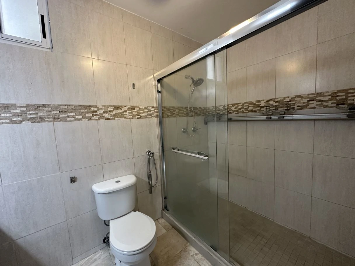 LIVE WITH SPACE AND LIGHT IN OBARRIO - 3-BEDROOM, 188 M² APARTMENT FOR SALE $299,000 - photo 10