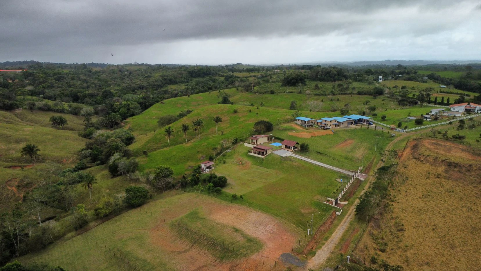 Land for Sale with Country Home in Chorrera – Near Panama City - photo 3