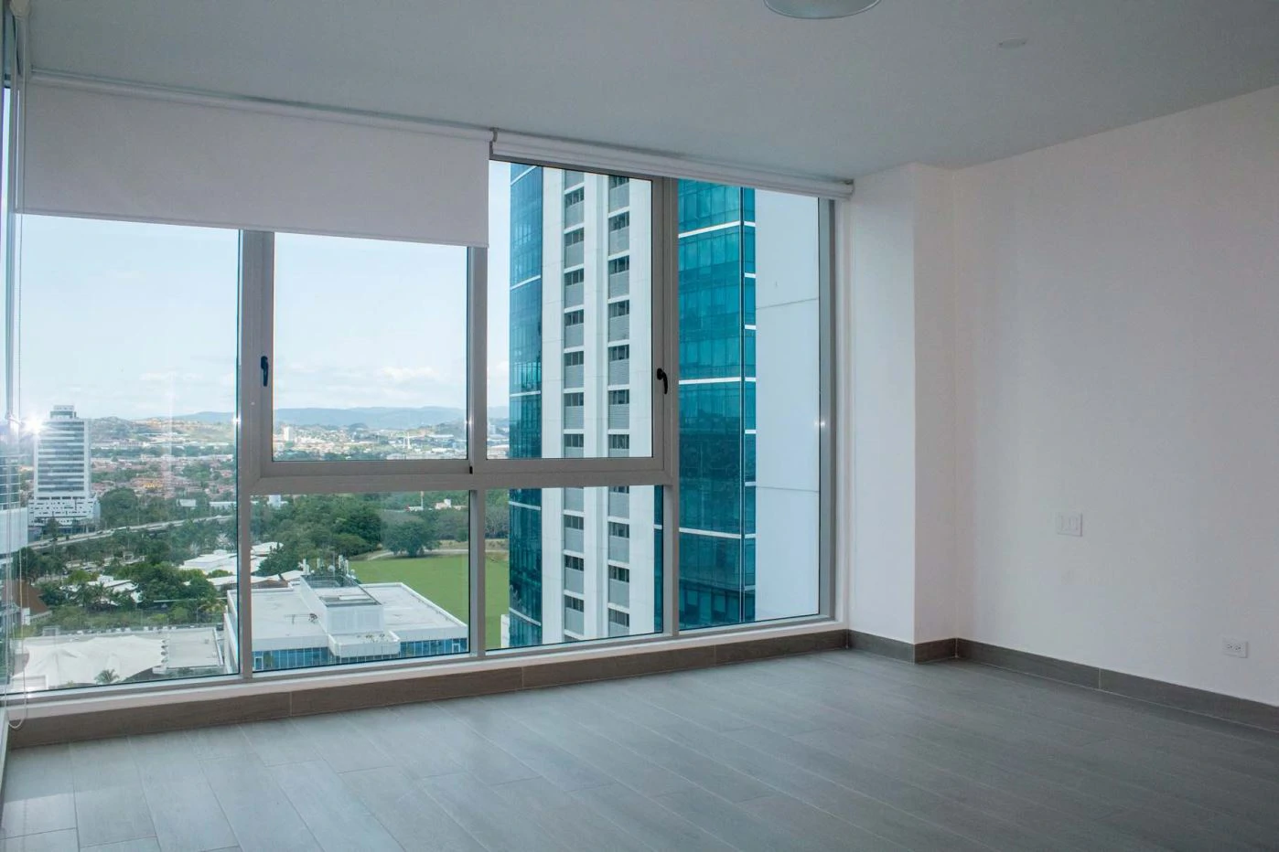 PH REGALIA | Own a Prestigious Oceanfront Residence in Costa del Este, Panama City - photo 26