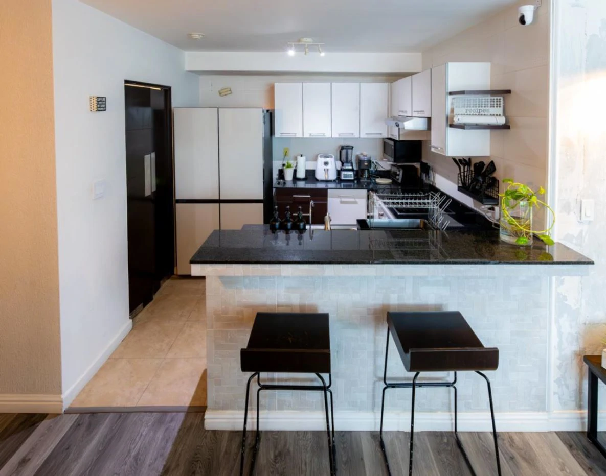 SALE AV BALBOA PH BAYFRONT TOWER - photo 4