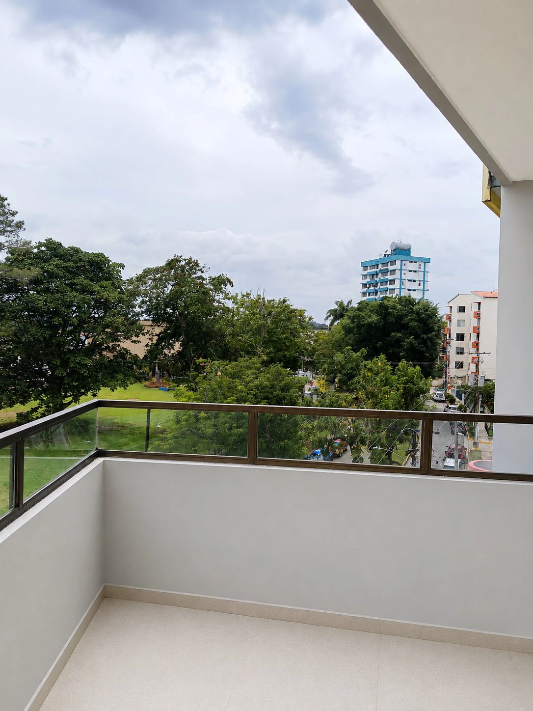 Apartment for Sale in Exclusive La Alameda