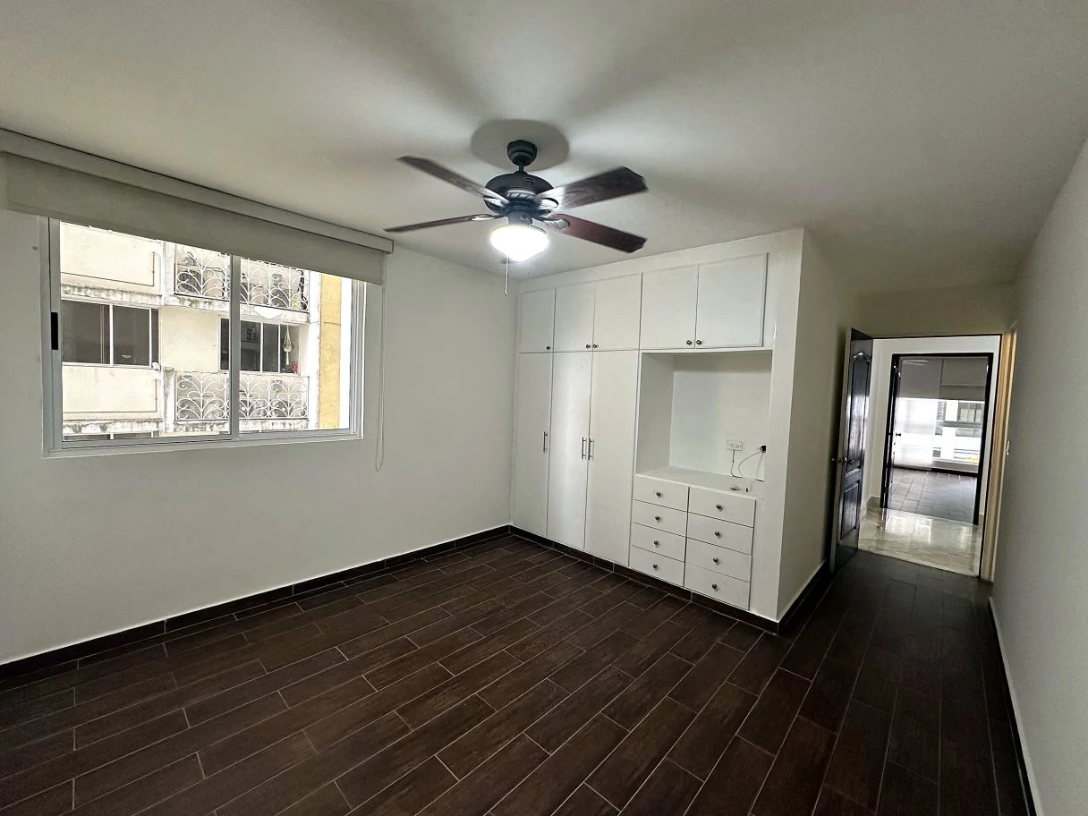 LIVE WITH SPACE AND LIGHT IN OBARRIO - 3-BEDROOM, 188 M² APARTMENT FOR SALE $299,000 - photo 13