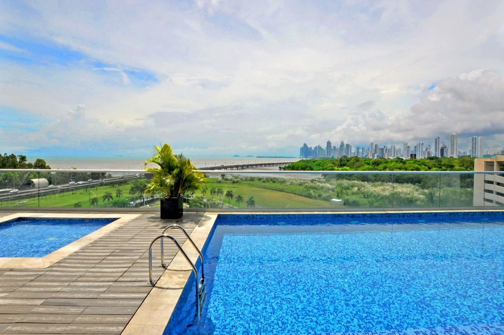 Amazing space with stunning views ! - photo 19