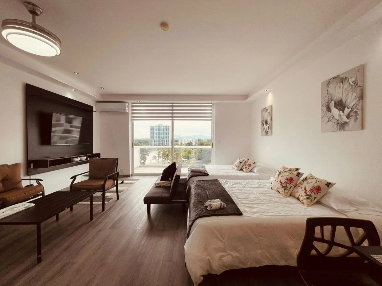 FOR SALE LOFT TYPE APARTMENT PLAYA BLANCA - TOWN CENTER - photo 5