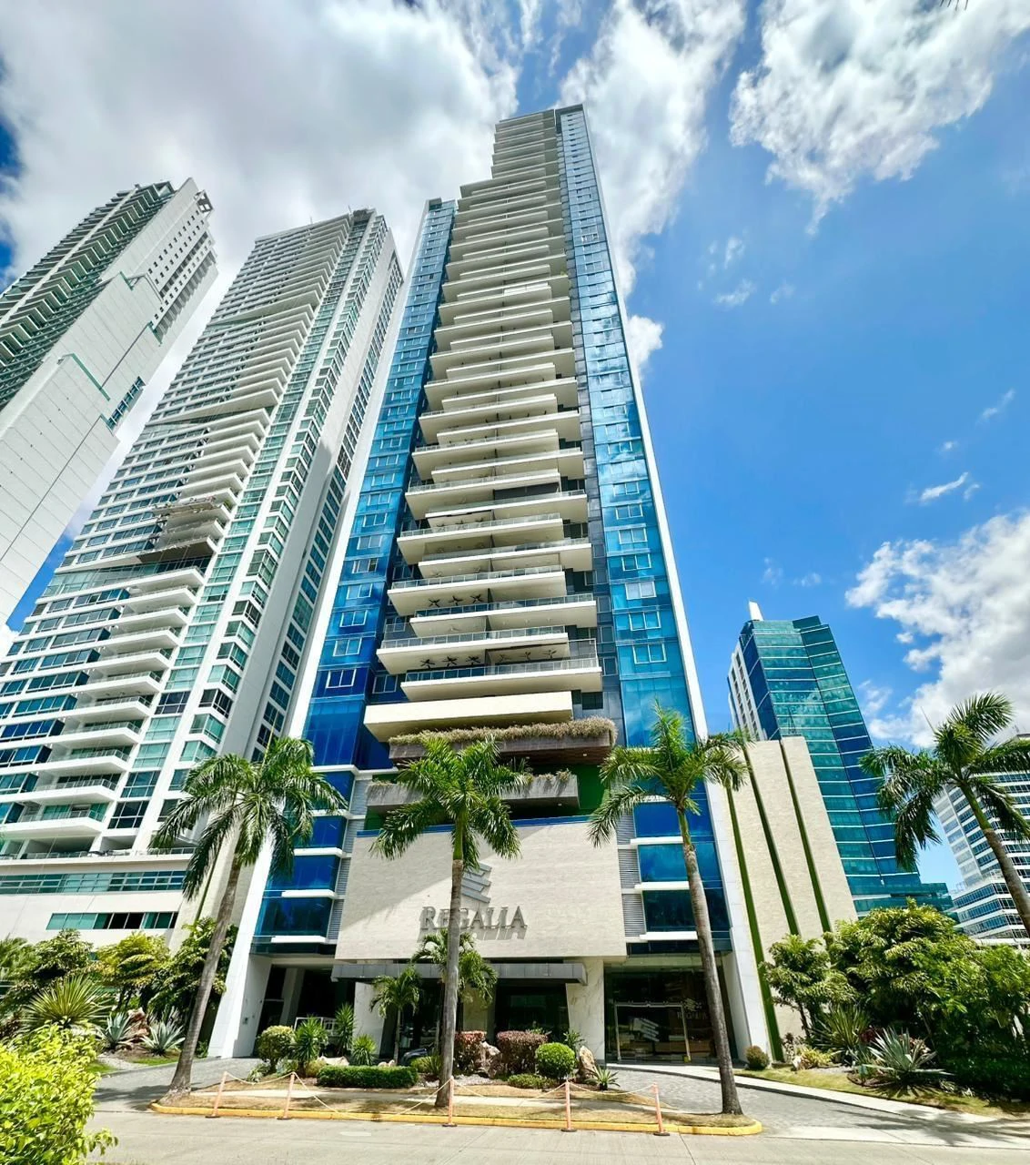 PH REGALIA | Own a Prestigious Oceanfront Residence in Costa del Este, Panama City - photo 31