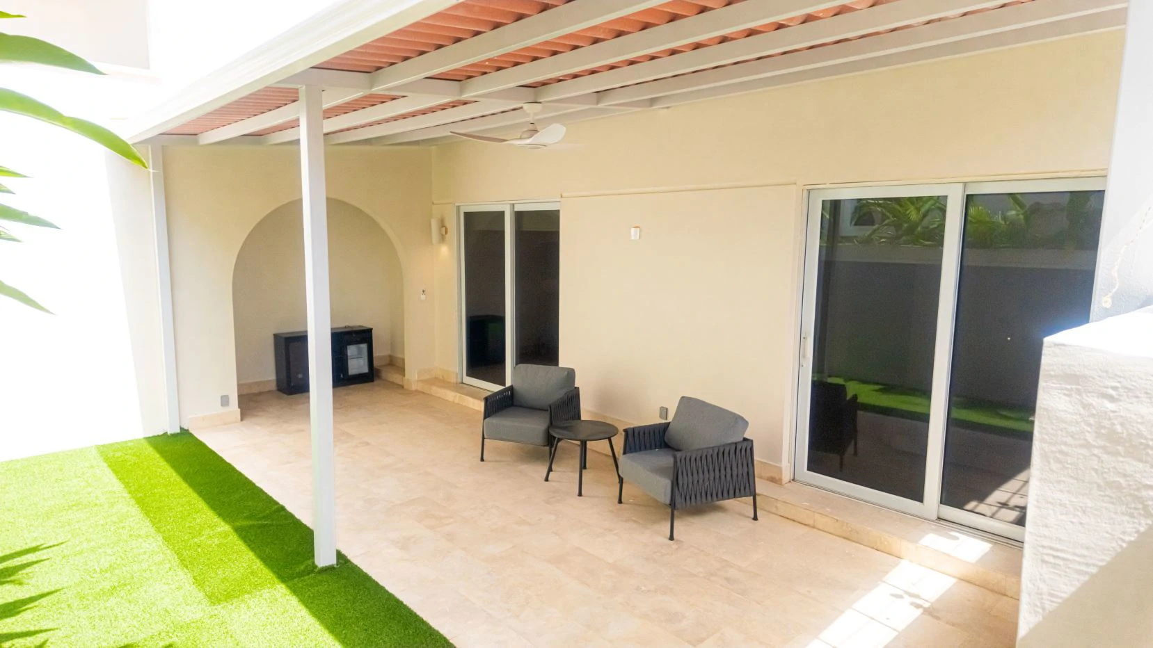 Luxury Townhouse for Sale in Buenaventura Beach – 4 Bedrooms, Private Pool & Rooftop Terrace - photo 14