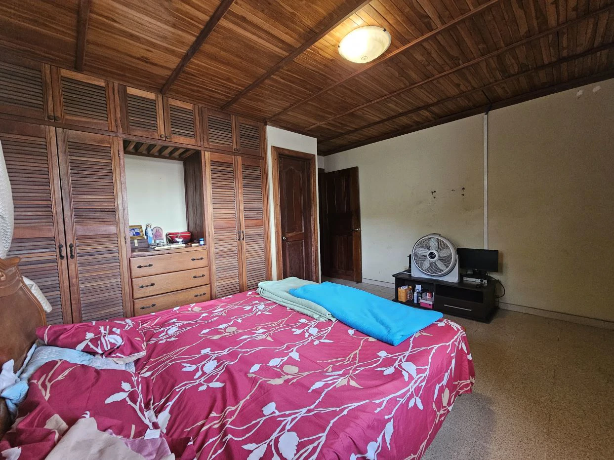 House for Sale in Tumba Muerto El Bosque - photo 10