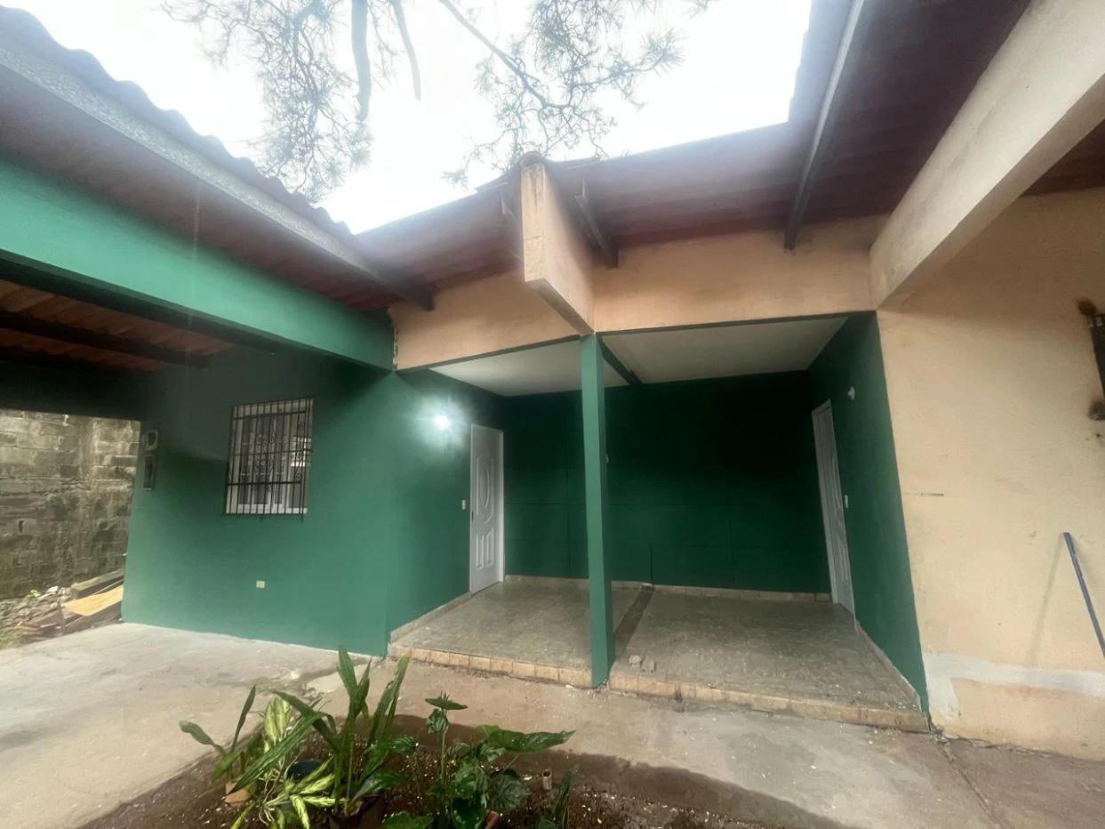 TWO HOUSES FOR SALE IN CARRASQUILLA, STEPS FOR OMAR PARK, IDEAL FOR LIVING & INVESTMENT - photo 4