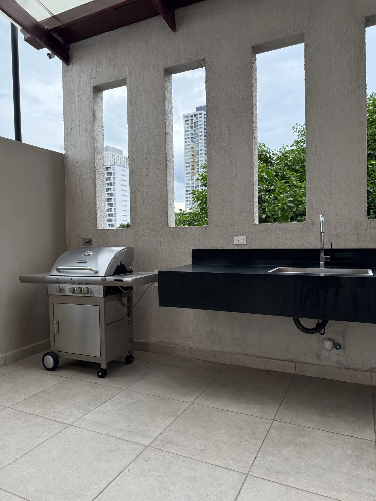 Urban Living & Real Estate Investment in Panama City | PH Alto Río near to Vía España - photo 26