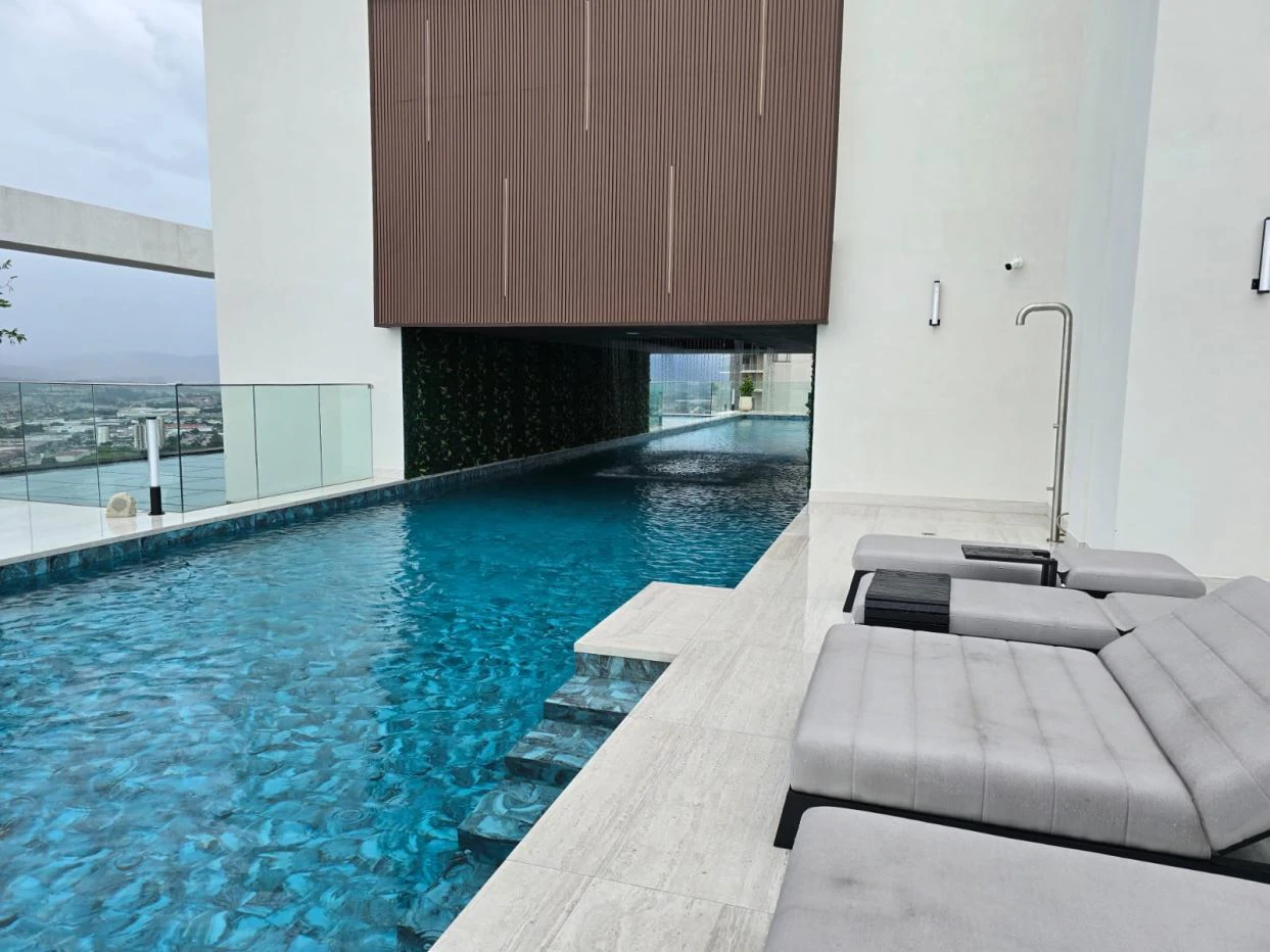 Luxury Penthouse for Sale at The Ivy Tower – Santa María - photo 3