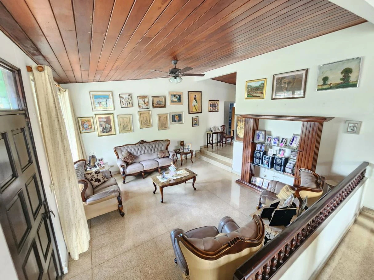 House for Sale in Betania - photo 4